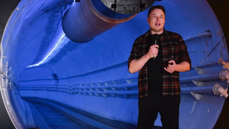 Ya tenemos coches recorriendo el túnel de Elon Musk