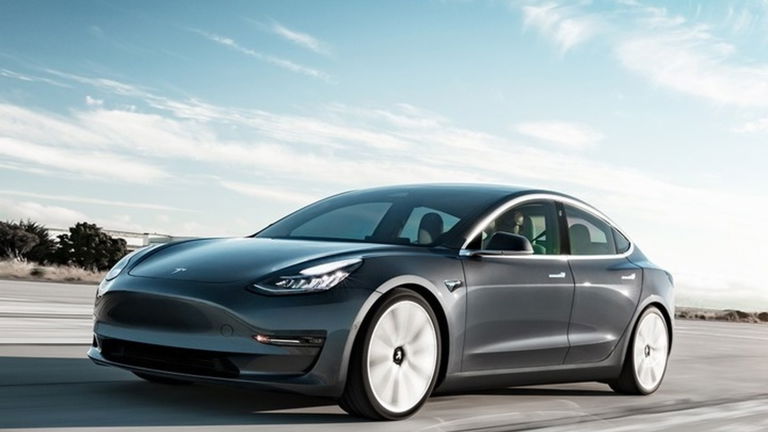 Tesla no puede comercializar el Model 3 en Europa todavía, cuál es el motivo