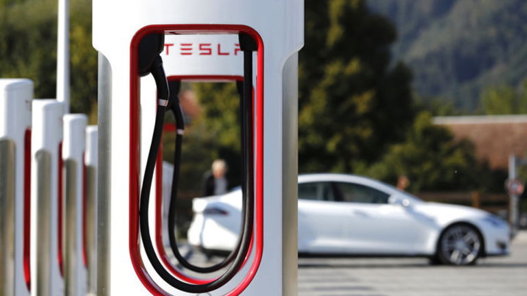 Supercharger V3 de Tesla, recargar 100 kilómetros en 4 minutos ya es una realidad