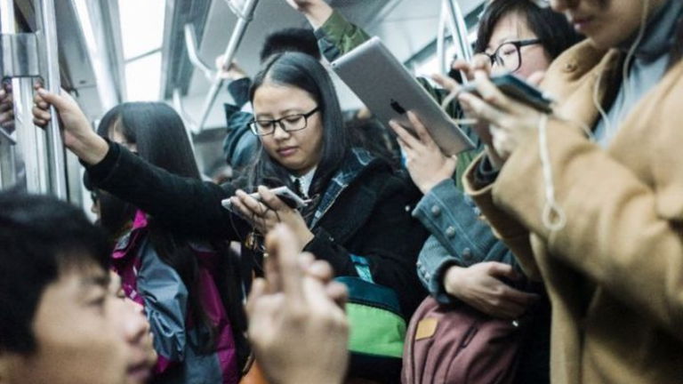 Usuarios de Twitter en China podrían ir a la cárcel tras la represión del gobierno