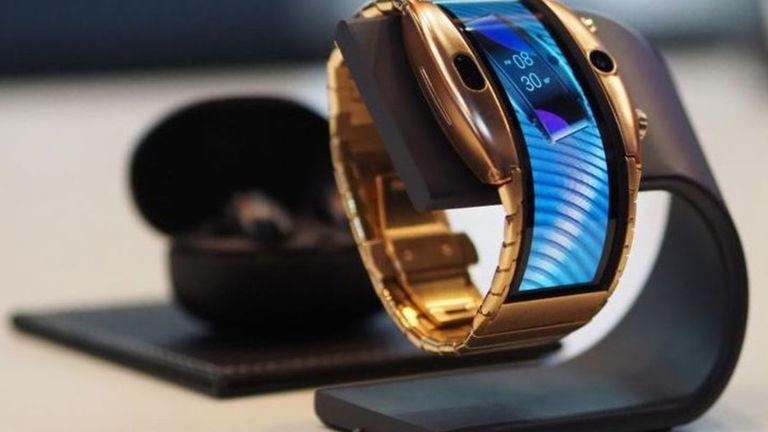 Nubia Alpha, así es el teléfono móvil que jugaba a ser pulsera inteligente