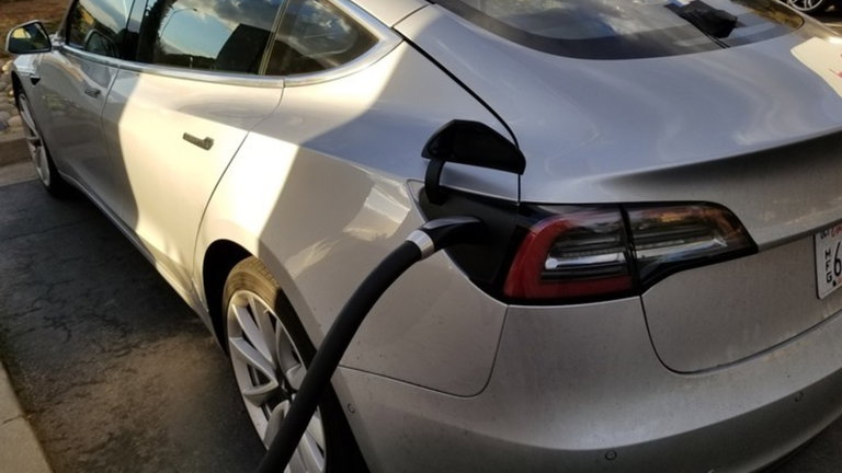 El Tesla Model 3 consigue un nuevo récord, su velocidad de carga no tiene rival