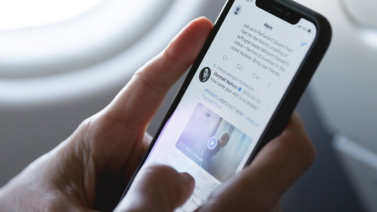 Los usuarios de Twitter son minoría frente a Facebook
