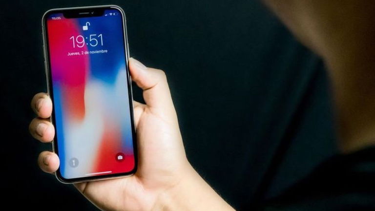 Las pantallas de OLED de Apple podrían servir de altavoz según su última patente