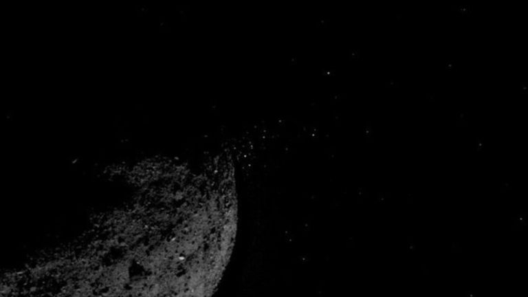 La NASA revela que el asteroide Bennu expulsa extrañas partículas al espacio