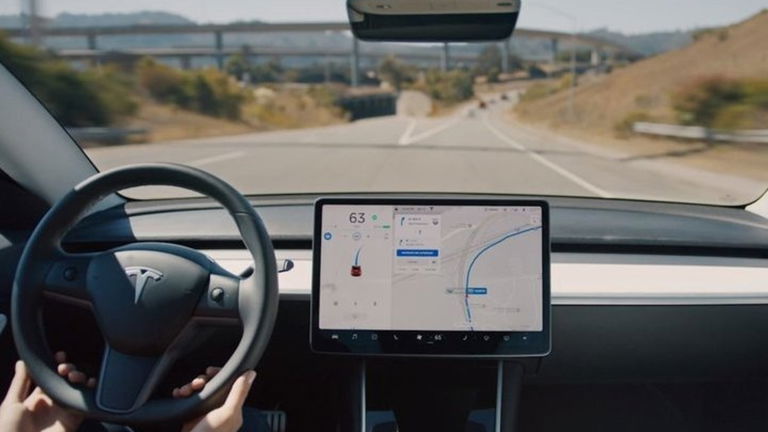 Tesla acusa a la startup Xpeng de robar el código fuente del Autopilot