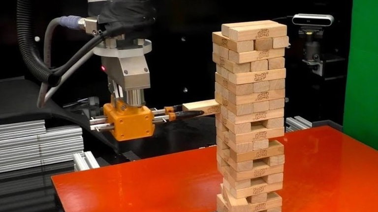 Así es el robot que es capaz de jugar al mítico juego Jenga