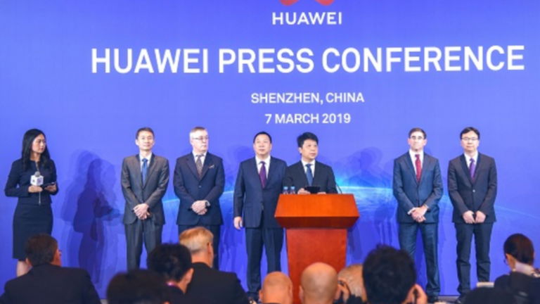 Ahora es Huawei quien denuncia a Estados Unidos
