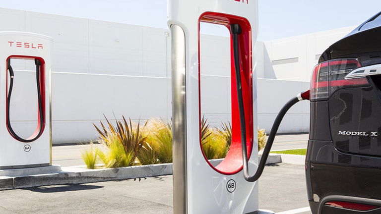 Tesla limita por software la autonomía del Model S y Model X sin previo aviso