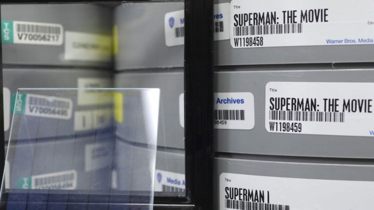 Microsoft 'roba' los cristales de memoria de Superman