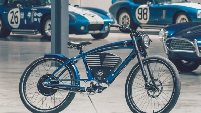 Shelby crea una bicicleta eléctrica inspirada en el mítico modelo Cobra