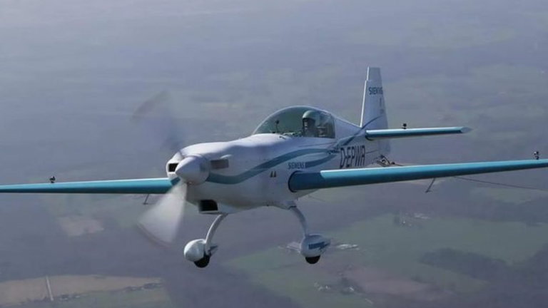 Rolls-Royce busca con el proyecto ACCEL romper el récord de velocidad en la aviación