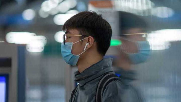 Por qué un paciente víctima del Coronavirus está siendo tratado por un robot