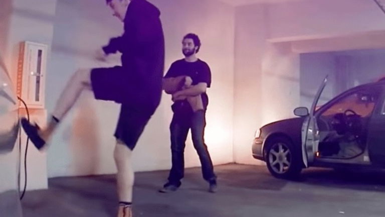 El vídeo viral de unos vándalos cazados gracias al Sentry Mode del Tesla Model 3