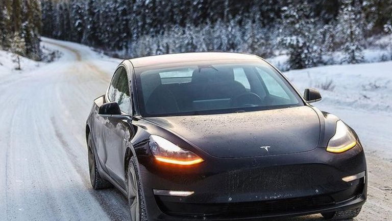 Tesla ofrecerá a usuarios de ciertos Model 3 un kit gratis para evitar pérdida de pintura