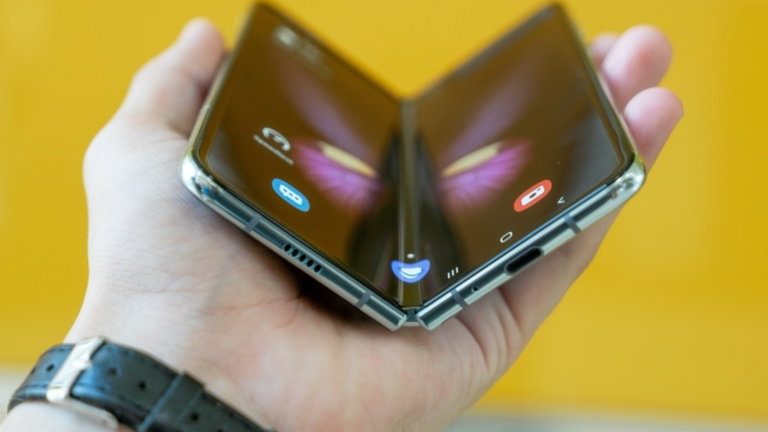 Los teléfonos plegables de Samsung dan una de cal y otra de arena