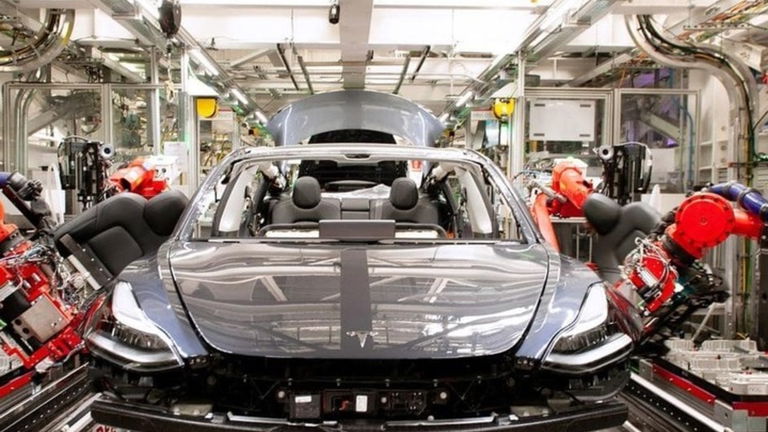 Por qué el Tesla Model 3 es el coche con menos depreciación del mercado