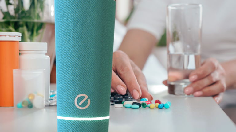 Eve es la botella inteligente para quienes toman medicamentos