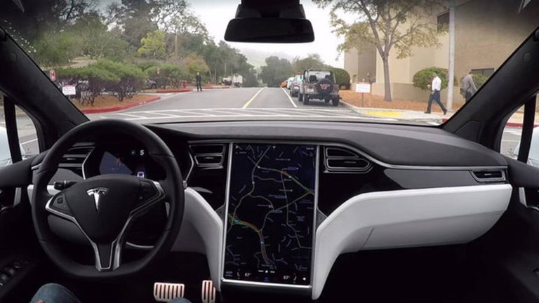 La demostración del porqué de la eficiencia del Autopilot de Tesla