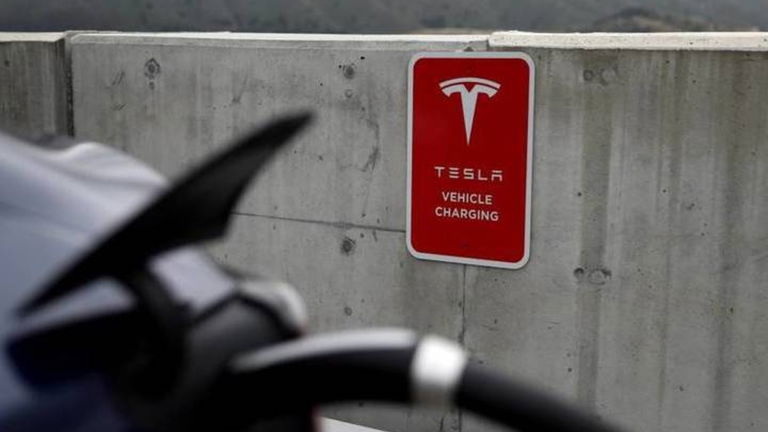 Tesla, las centralitas sustituidas y la polémica con la privacidad de sus clientes