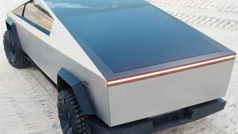 Tesla Cybertruck con placas solares, la disparatada idea propuesta por Elon musk