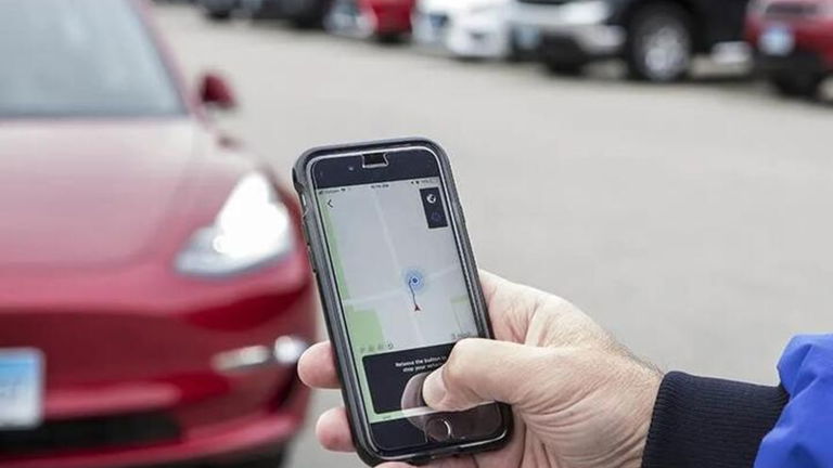 Sistema Smart Summon de Tesla, cómo explicar la utilidad de esta curiosa opción