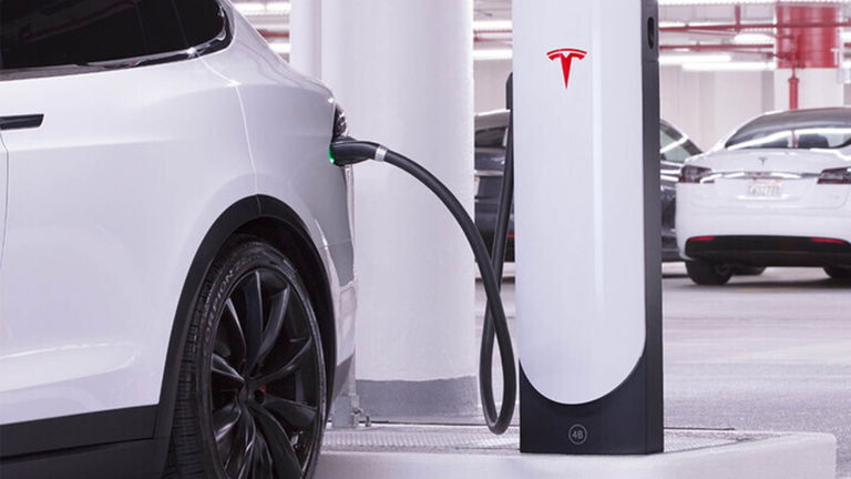 Por qué muchos usuarios de coches eléctricos vuelven a la gasolina pasado un tiempo
