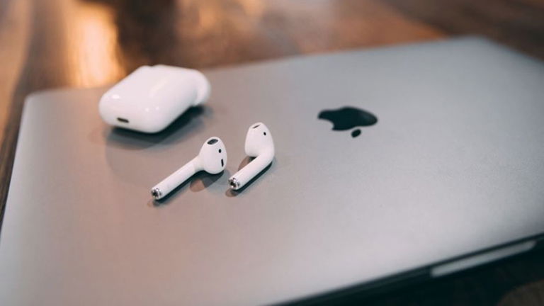 Cómo conectar tus AirPods a un Mac sin morir en el intento