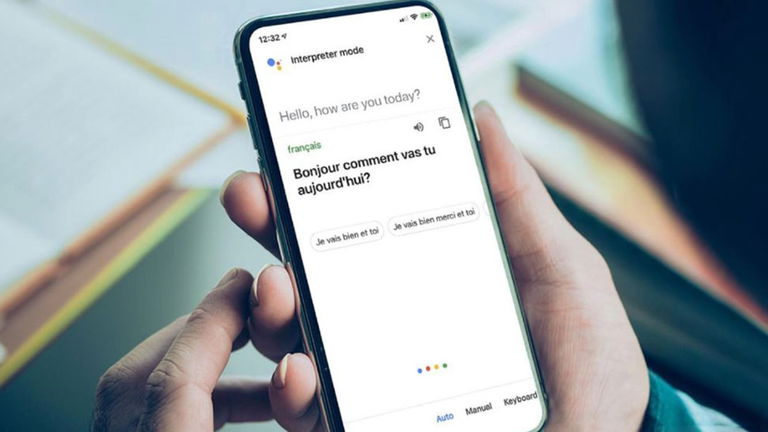 Cómo traducir una conversación usando el Modo de intérprete de Google Assistant