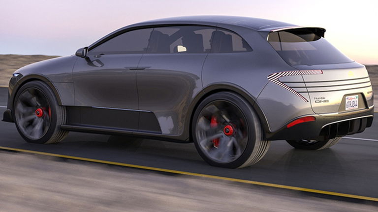 Humble One, el coche eléctrico con paneles solares desplegables cuando estaciona