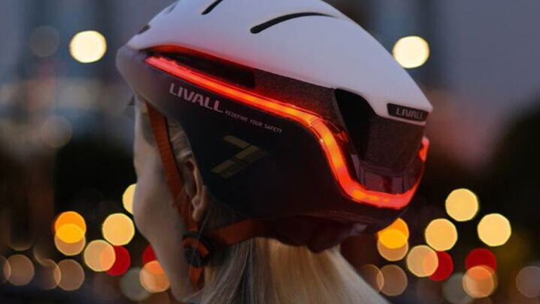 Casco Livall EVO21, la tecnología creada para mejorar la seguridad de los ciclistas