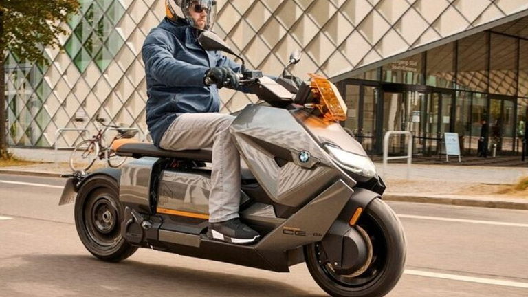 BMW CE 04, ya está aquí el nuevo scooter eléctrico de la firma alemana