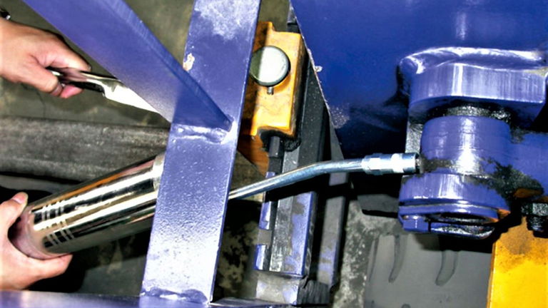 Las mejores pistolas de engrase para lubricar todo tipo de mecanismos
