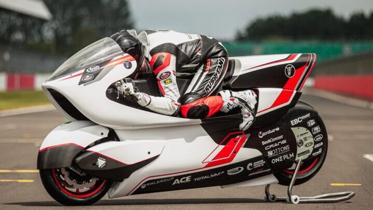 WMC250EV, la motocicleta eléctrica que tiene como objetivo ser la más rápida del mundo