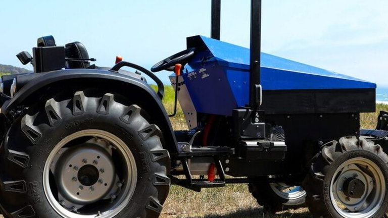 Solectrac, un tractor eléctrico que ya se puede comprar por 75.000 dólares