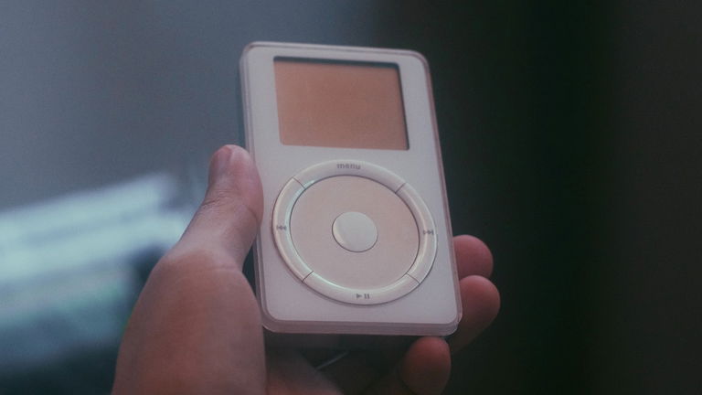 Se cumplen 20 años de la llegada del iPod: este fue su primer anuncio