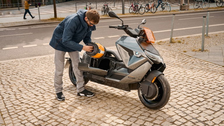 BMW ya produce el CE 04, el scooter eléctrico más esperado del mercado