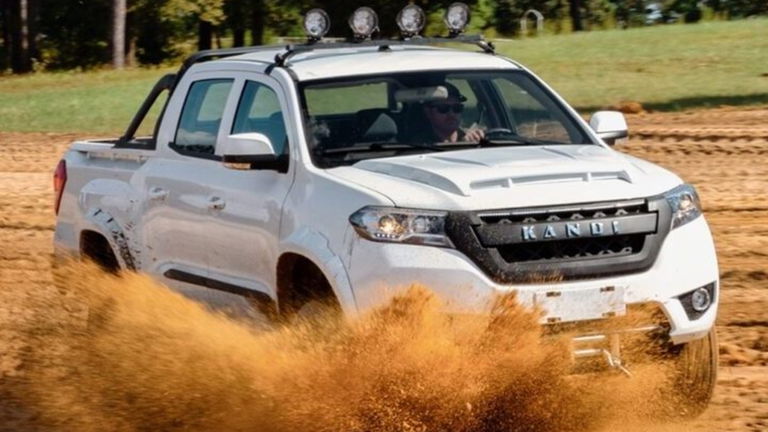 Kandi K32 AWD, el pickup eléctrico para demostrar que su capacidad de trabajo no está reñida con el precio