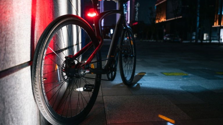 La Urtopia Carbon es una de las bicicletas eléctricas más completas del mercado