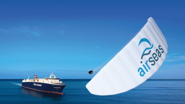 Airseas, la primera empresa en instalar una cometa para ayudar los buques a desplazarse