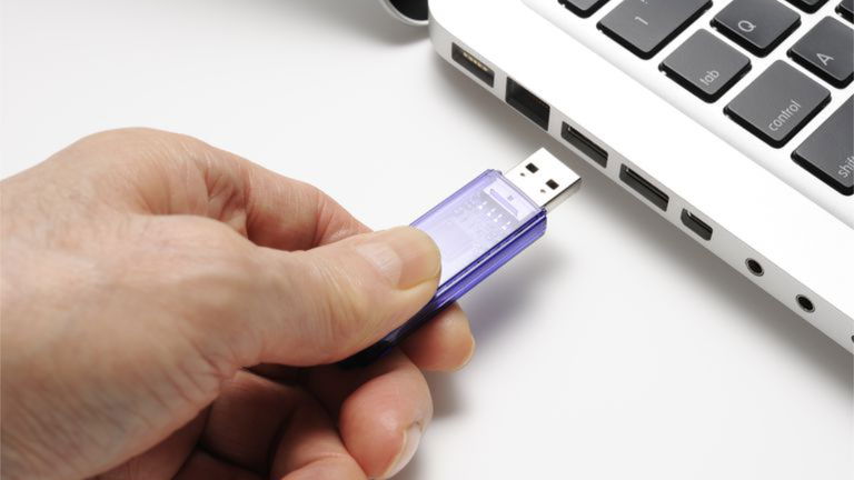 ¿Sabes que existen diferencias entre los puertos USB de tu portátil?