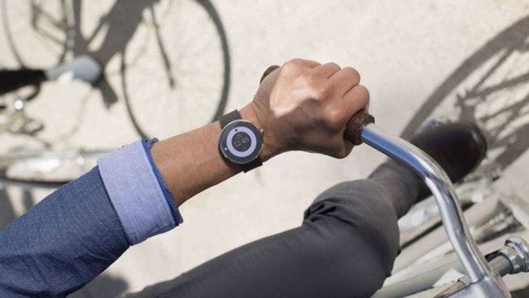Crea watchfaces adaptados al color de tu ropa para tu Android Wear