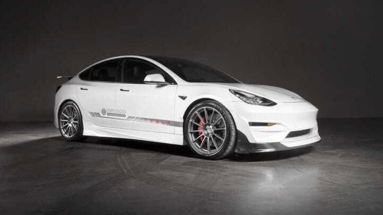 Koenigsegg y su pack aerodinámico y deportivo para el Tesla Model 3