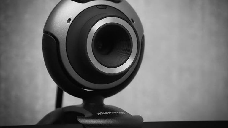 Protege tu webcam y evita que nadie haga uso de ella sin tu autorización
