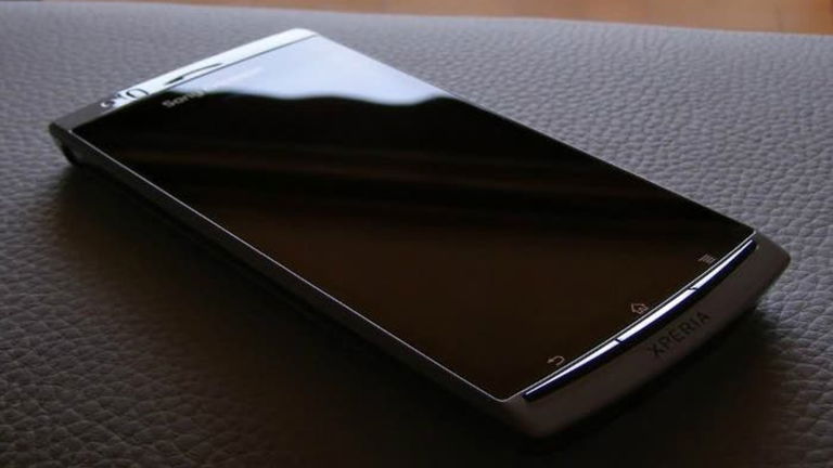 Si tienes un Xperia ARC o ARC S instala Android Kitkat