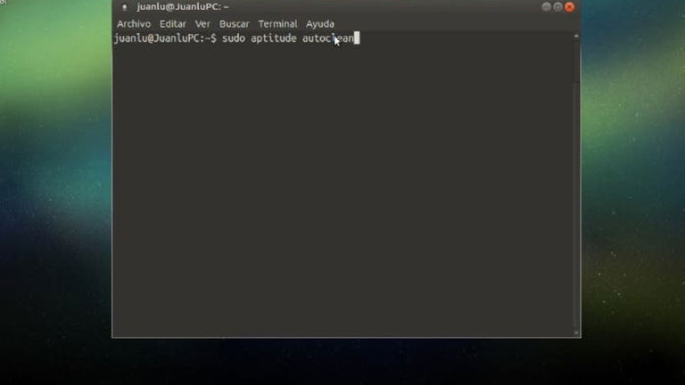 Cómo reparar paquetes rotos mediante el terminal en Linux