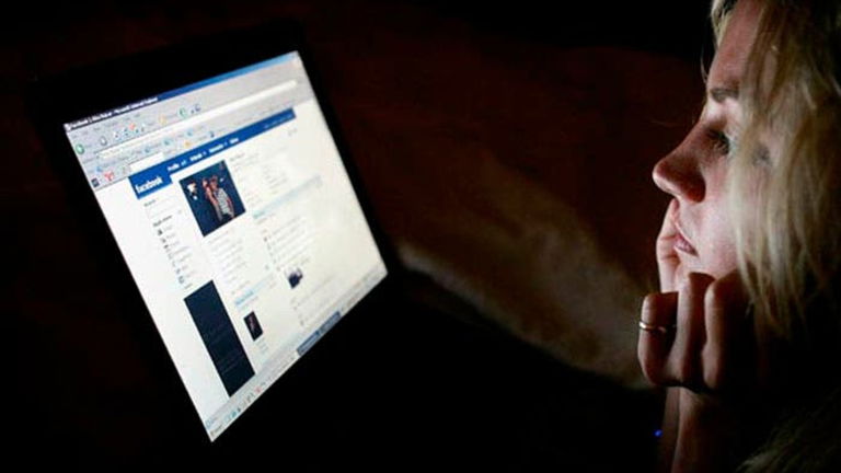 Cómo descubrir quien visita nuestro Facebook gracias a Fridnslist