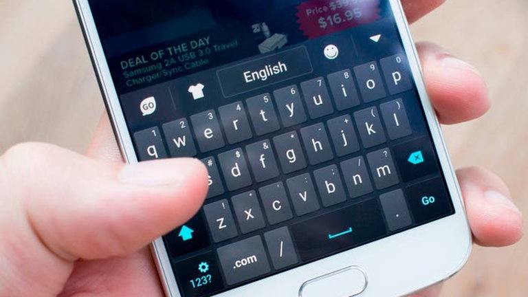 Cambia los colores de las teclas mientras las pulsas con Xposed