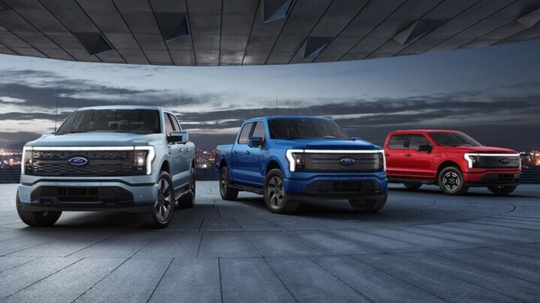 Ford permitirá que la F-150 Lightning suministre electricidad al hogar si la red convencional se cae