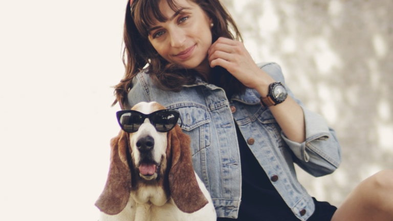 Google toma acciones legales contra una red criminal que vendía "perritos fake" en internet
